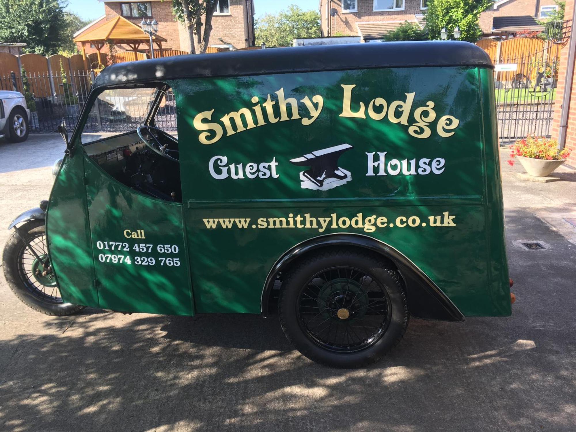 ליילנד Smithy Lodge Guest House מראה חיצוני תמונה