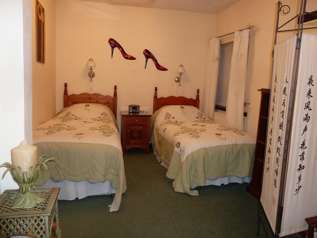ליילנד Smithy Lodge Guest House מראה חיצוני תמונה