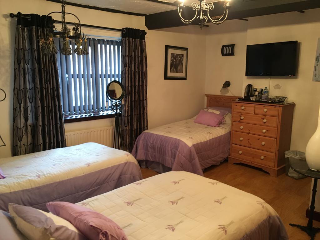 ליילנד Smithy Lodge Guest House מראה חיצוני תמונה
